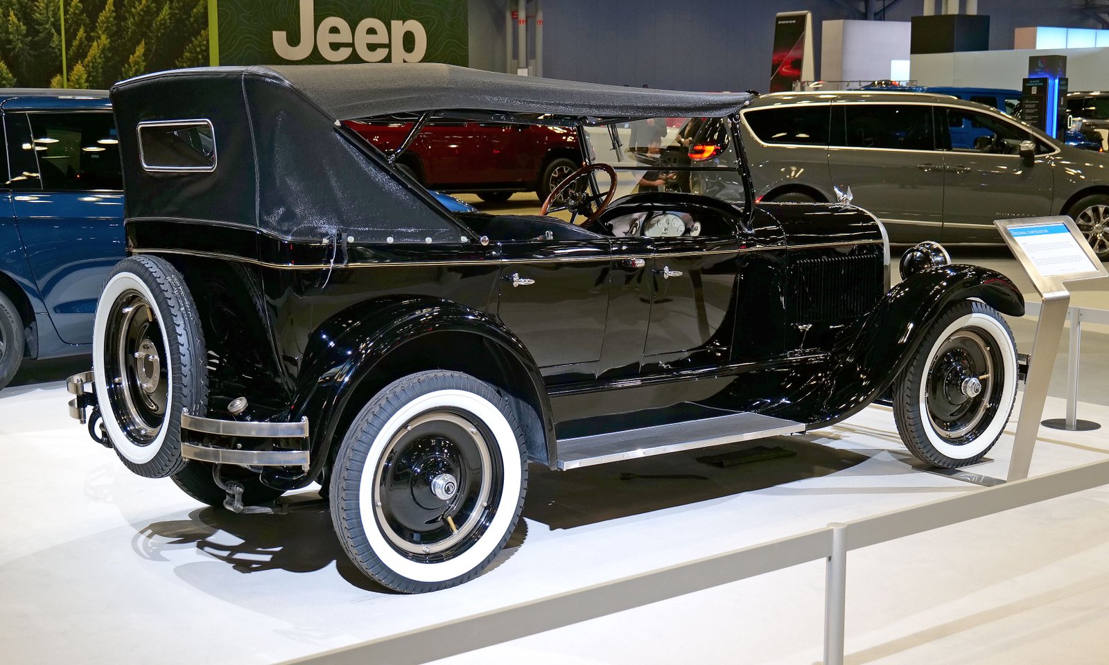 1924 Chryler 6, o primeiro modelo no New York International Auto 2025.